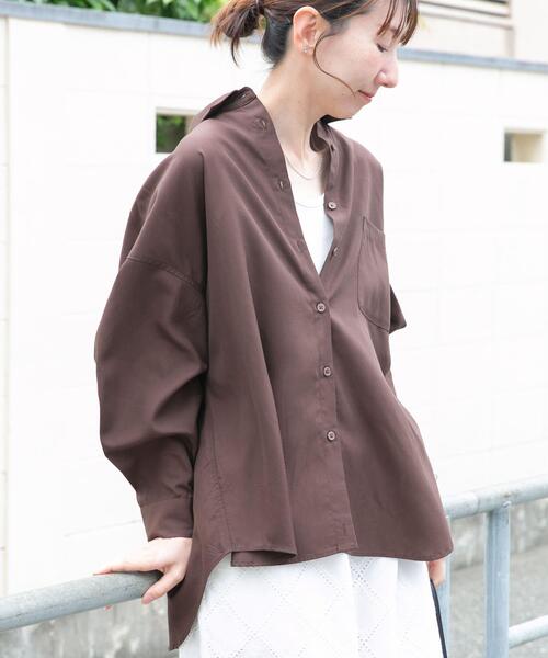 ITEMS URBANRESEARCH(アイテムズ アーバンリサーチ)の「REFINED LINEN 2WAYシャツ(シャツ/ブラウス・レディース・ブラウン/ブルー/オフホワイト・FREE)」の12枚目の写真