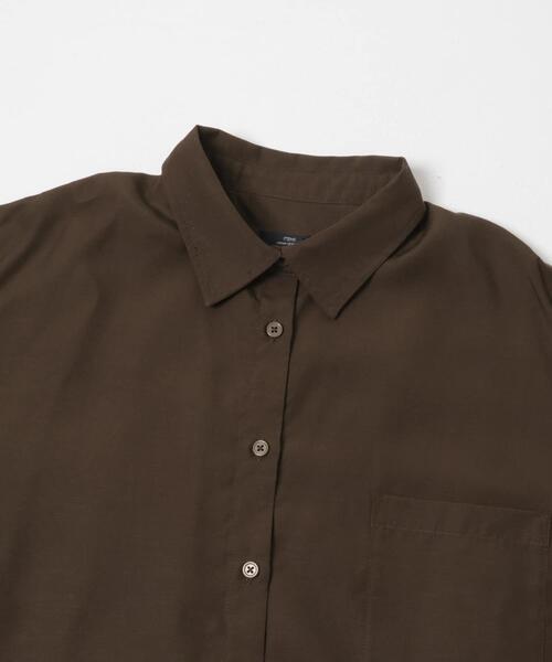 ITEMS URBANRESEARCH(アイテムズ アーバンリサーチ)の「REFINED LINEN 2WAYシャツ(シャツ/ブラウス・レディース・ブラウン/ブルー/オフホワイト・FREE)」の19枚目の写真