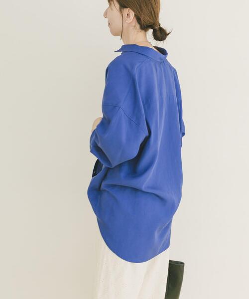 ITEMS URBANRESEARCH(アイテムズ アーバンリサーチ)の「REFINED LINEN 2WAYシャツ(シャツ/ブラウス・レディース・ブラウン/ブルー/オフホワイト・FREE)」の22枚目の写真