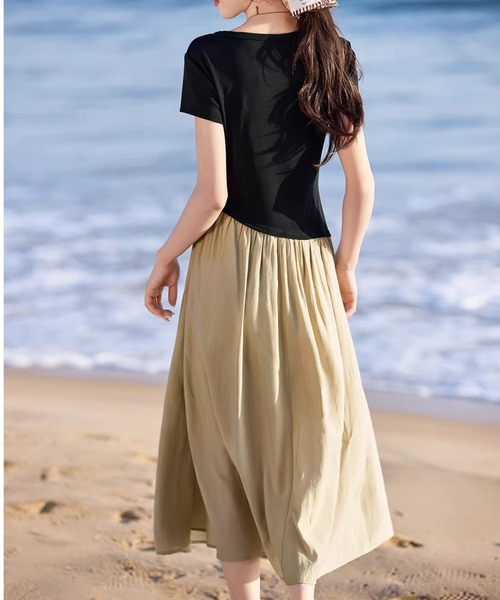 LUCPY(ラクピー)の「ナチュラルバイカラーリラックスワンピース(ワンピース・レディース・ブラック×カーキ・X-LARGE/LARGE/MEDIUM/SMALL)」の3枚目の写真