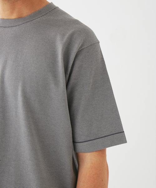 EDIFICE(エディフィス)の「マイクロ ボーダー ニット Tシャツ(ニット/セーター・メンズ・ライトグレー/ブラック・SMALL/MEDIUM/LARGE)」の8枚目の写真