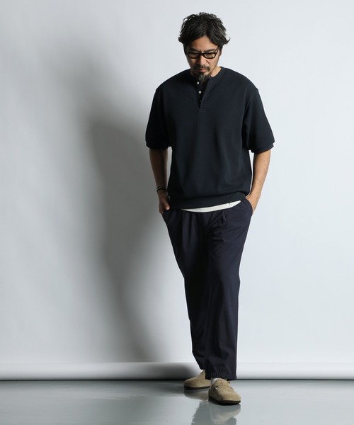 The DUFFER of ST.GEORGE(ザダファーオブセントジョージ)の「「AIR FLEX」HEAVY KANOKO RELAX FIT HENLEY-NECK TEE :セットアップ対応 機能素材「エアフレックス」鹿の子Tシャツ(Tシャツ/カットソー・メンズ・ブラック/ホワイト/ネイビー・X-LARGE/LARGE/MEDIUM/SMALL)」の9枚目の写真