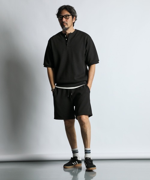 The DUFFER of ST.GEORGE(ザダファーオブセントジョージ)の「「AIR FLEX」HEAVY KANOKO RELAX FIT HENLEY-NECK TEE :セットアップ対応 機能素材「エアフレックス」鹿の子Tシャツ(Tシャツ/カットソー・メンズ・ブラック/ホワイト/ネイビー・X-LARGE/LARGE/MEDIUM/SMALL)」の7枚目の写真