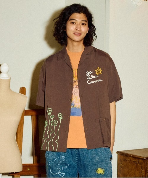 go slow caravan(ゴースローキャラバン)の「チェーン刺繍 S/Sオープンシャツ(シャツ/ブラウス・メンズ・ブルー系その他/コーラルピンク/ダークブラウン・MEDIUM/LARGE/X-LARGE)」の18枚目の写真