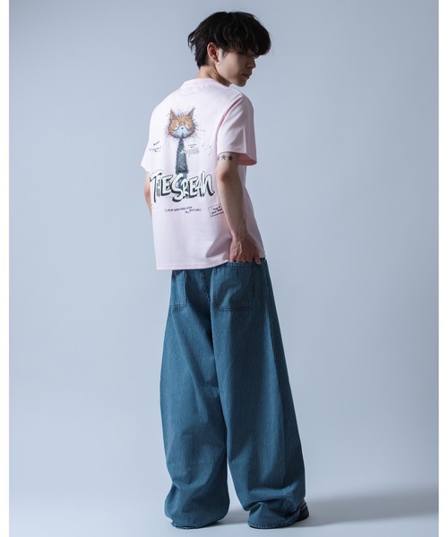 Crownor（クラウノアー）の「丸眼鏡キャットグラフィック 半袖Tシャツ（Tシャツ/カットソー・メンズ・ホワイト/ピンク/ブラック・LARGE/MEDIUM）」の20枚目の写真