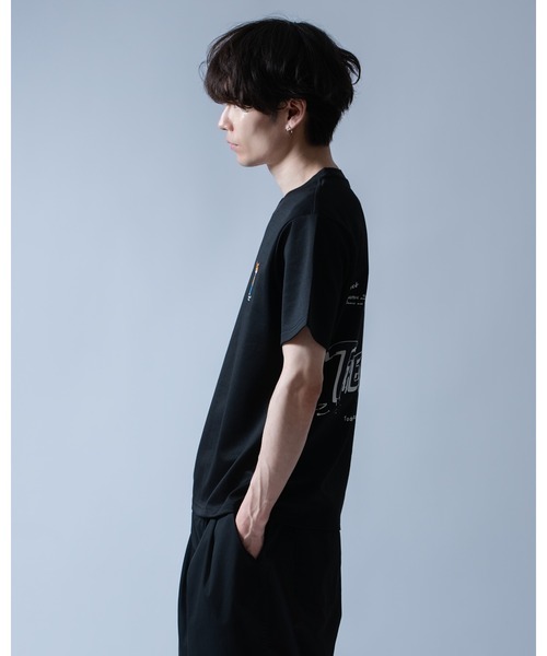 Crownor（クラウノアー）の「丸眼鏡キャットグラフィック 半袖Tシャツ（Tシャツ/カットソー・メンズ・ホワイト/ピンク/ブラック・LARGE/MEDIUM）」の12枚目の写真