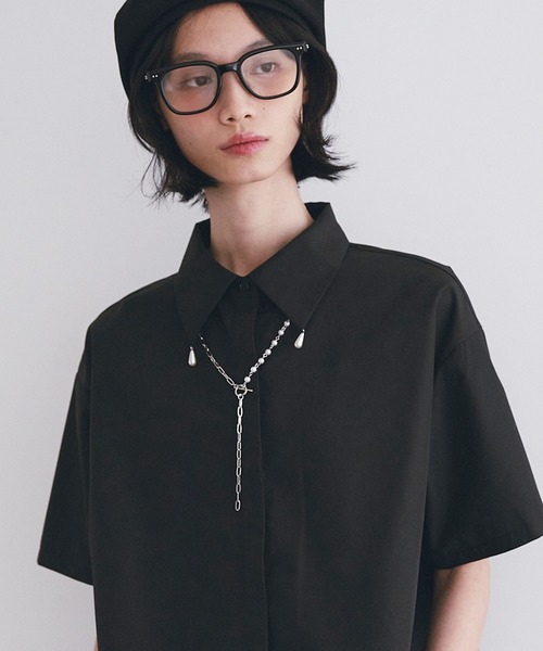 SOEMIN(ソミン)の「Purl short sleeve shirt/襟パール付き半袖シャツ(シャツ/ブラウス・レディース・ホワイト/ブラック/サックスブルー・FREE)」の3枚目の写真
