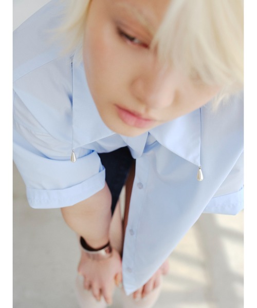 SOEMIN(ソミン)の「Purl short sleeve shirt/襟パール付き半袖シャツ(シャツ/ブラウス・レディース・ホワイト/ブラック/サックスブルー・FREE)」の4枚目の写真