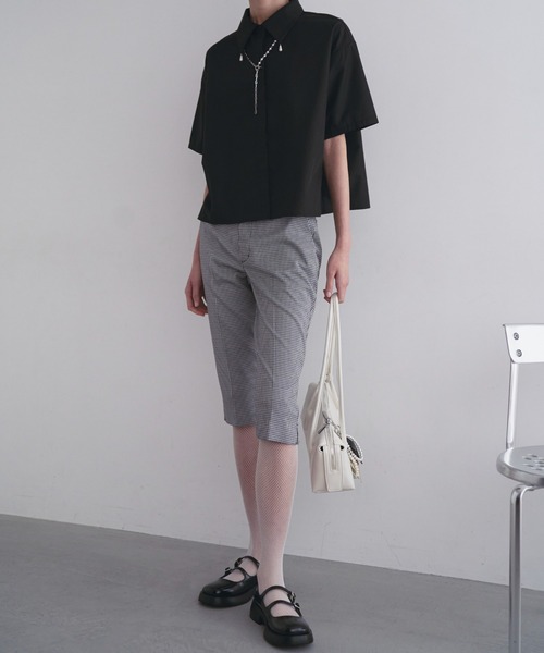 SOEMIN(ソミン)の「Purl short sleeve shirt/襟パール付き半袖シャツ(シャツ/ブラウス・レディース・ホワイト/ブラック/サックスブルー・FREE)」の15枚目の写真