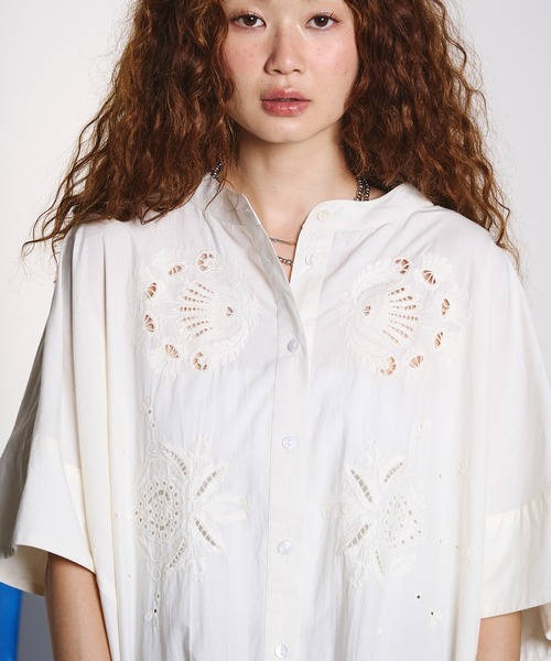 HLAADA(フラーダ)の「HLAADA for ROSEBUD/CUTWORK EMBROIDERY SHORT SLEEVE SHIRT(シャツ/ブラウス・レディース・オフホワイト/ブラック・ONE SIZE)」の10枚目の写真