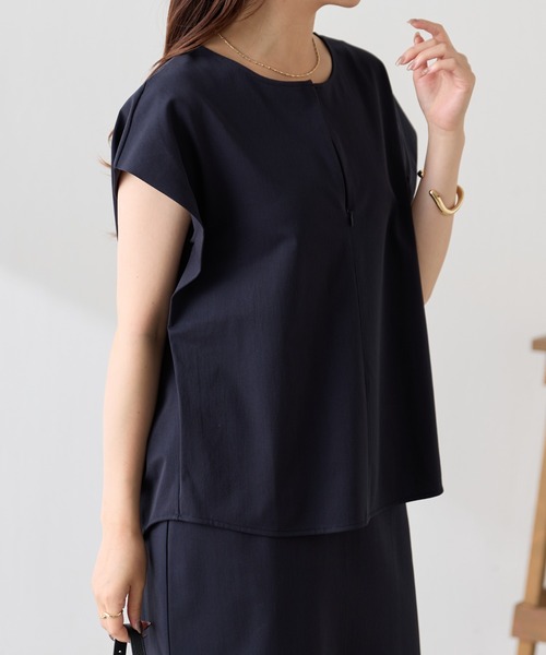 COLLAGE GALLARDAGALANTE（コラージュガリャルダガランテ）の「体型カバー/オフィスに使えるTシャツ/トリコットフレンチT/セットアップ可（Tシャツ/カットソー・レディース・ベージュ/ネイビー/オフホワイト・FREE）」の8枚目の写真