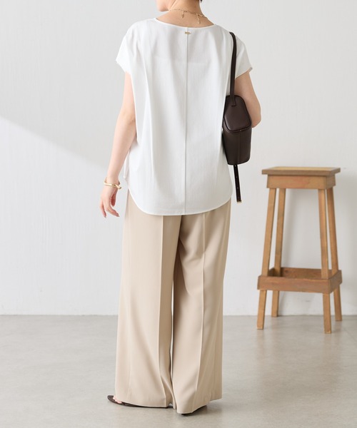 COLLAGE GALLARDAGALANTE（コラージュガリャルダガランテ）の「体型カバー/オフィスに使えるTシャツ/トリコットフレンチT/セットアップ可（Tシャツ/カットソー・レディース・ベージュ/ネイビー/オフホワイト・FREE）」の20枚目の写真