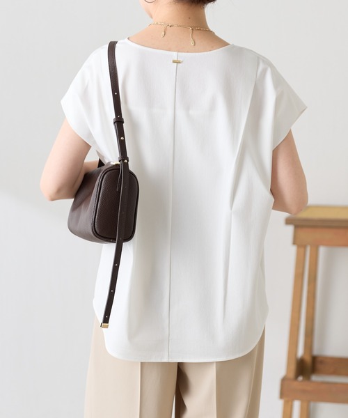 COLLAGE GALLARDAGALANTE（コラージュガリャルダガランテ）の「体型カバー/オフィスに使えるTシャツ/トリコットフレンチT/セットアップ可（Tシャツ/カットソー・レディース・ベージュ/ネイビー/オフホワイト・FREE）」の16枚目の写真