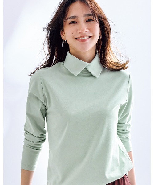 DoCLASSE（ ドゥクラッセ）の「超長綿・衿付きハイネックカットソー（Tシャツ/カットソー・レディース・ブラック×ホワイト/ブルーグレー/ブルー/グリーン/ブラック/オフホワイト/ライトオレンジ系/ダークネイビー/サーモンピンク・S/M/L/LL/XL/3L）」の5枚目の写真