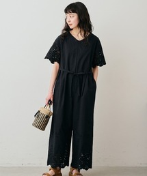 Live in comfort | リブ イン コンフォート レースが繊細に華やぐ 着脱らくちんなオールインワン〈ブラック〉(つなぎ/オールインワン)