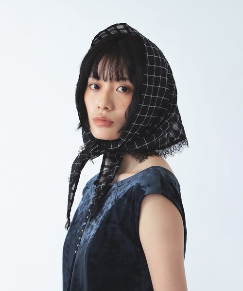 Ray BEAMS(レイビームス)の「チェック バブーシュカ ノースリーブ シャツ(シャツ/ブラウス・レディース・ブラック/ブラウン・ONE SIZE)」の14枚目の写真