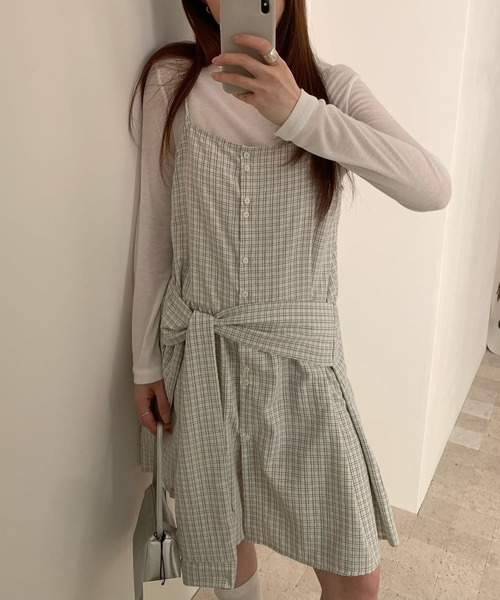 Chiina(チーナ)の「【Chiina】シャツ巻き風チェックキャミワンピ(チュニック・レディース・ブルー系/ブラック/オフホワイト・FREE)」の9枚目の写真