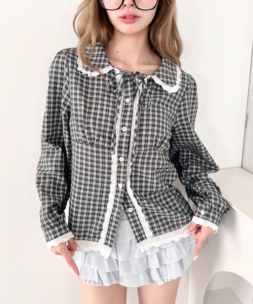 Loueme（ルエム）の「ロングスリーブチェックレースブラウス（シャツ/ブラウス・レディース・ネイビー/ブラック/アイボリー・FREE）」の2枚目の写真