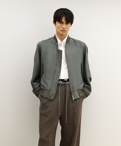 VEIN （ヴェイン）の「RIVERSE SATIN MA-1（テーラードジャケット・メンズ・ブラック・1/2/3）」の2枚目の写真