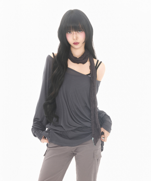 MIRECO(ミレコ)の「SHEER OFF-SHOULDER SLEEVE CHARCOAL(Tシャツ/カットソー・レディース・その他・FREE)」の2枚目の写真