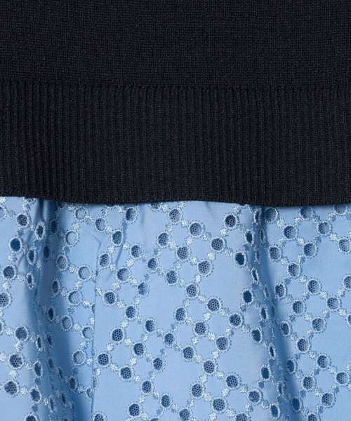 UNITED ARROWS（ユナイテッドアローズ）の「カットワーク バルーン シルエット ニット ‐ウォッシャブル‐（ニット/セーター・レディース・ネイビー/グレー系/ブラック・FREE）」の12枚目の写真