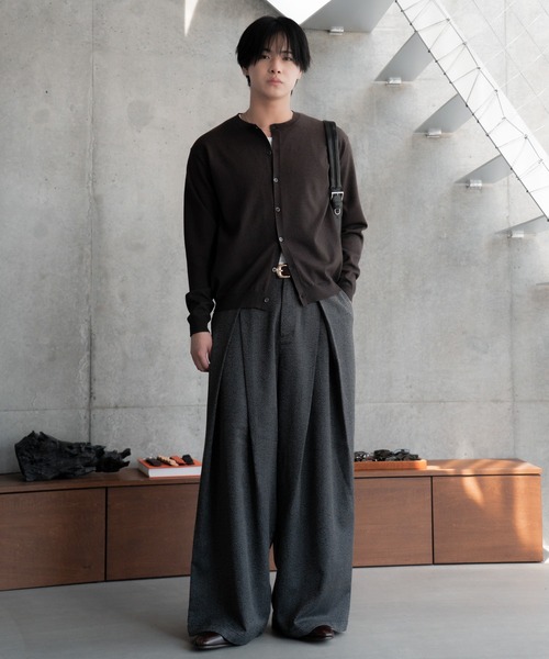SINSS(シンス)の「Crew neck knit cardigan / クルーネックニットカーディガン(カーディガン/ボレロ・メンズ・ブラック/グレー/チャコールグレー/ブラウン・X-SMALL/SMALL/MEDIUM/LARGE)」の21枚目の写真