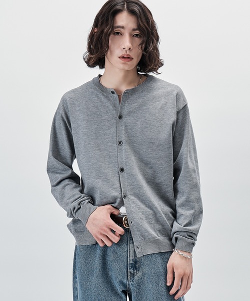 SINSS(シンス)の「Crew neck knit cardigan / クルーネックニットカーディガン(カーディガン/ボレロ・メンズ・ブラック/グレー/チャコールグレー/ブラウン・X-SMALL/SMALL/MEDIUM/LARGE)」の14枚目の写真