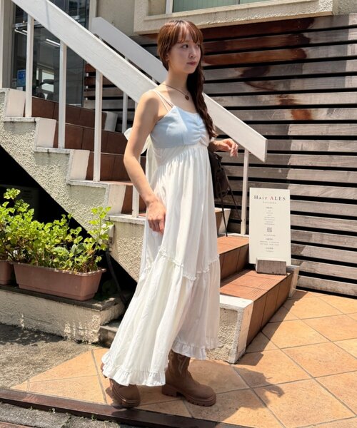 w closet(ダブルクローゼット)の「フェイクスウェードリボンキャミ(シャツ/ブラウス・レディース・ブルー/アイボリー/キャメル・FREE)」の10枚目の写真