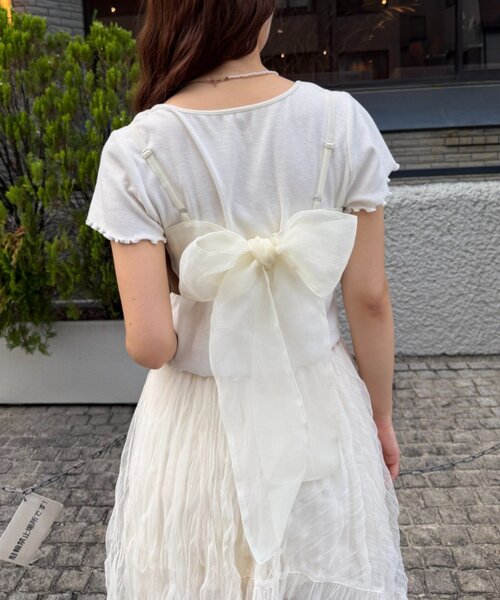 w closet(ダブルクローゼット)の「フェイクスウェードリボンキャミ(シャツ/ブラウス・レディース・ブルー/アイボリー/キャメル・FREE)」の14枚目の写真