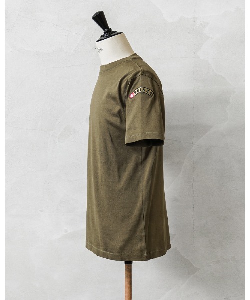 MILITARY(ミリタリー)の「実物 新品 デッドストック スイス軍 ショートスリーブ Tシャツ COTTON(Tシャツ/カットソー・メンズ・ブラウン系その他・56/52/48)」の2枚目の写真