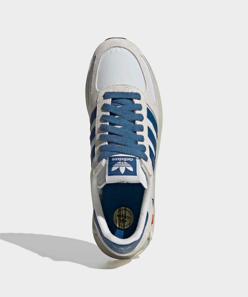adidas（アディダス）の「LA トレーナー OG  / アディダスオリジナルス adidas Originals（スニーカー・メンズ・ホワイト・27.5cm/27.0cm/26.5cm/26.0cm/23.5cm/23.0cm/22.5cm/22.0cm/29.0cm/28.5cm/28.0cm/25.5cm/25.0cm/24.5cm/24.0cm）」の2枚目の写真