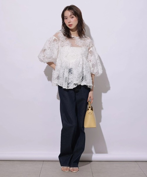 Mystrada(マイストラーダ)の「フラワーチュールペプラムブラウス(シャツ/ブラウス・レディース・ブラック/ホワイト/ブラウン・38/36)」の16枚目の写真