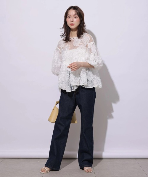 Mystrada(マイストラーダ)の「フラワーチュールペプラムブラウス(シャツ/ブラウス・レディース・ブラック/ホワイト/ブラウン・38/36)」の17枚目の写真