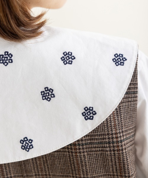 PAR ICI(パーリッシィ)の「アリッサム刺繍 フラットカラーブラウス(シャツ/ブラウス・レディース・ネイビー/ホワイト・FREE)」の18枚目の写真