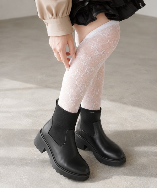 coca(ANDEX shoes product)(コカ)の「リブニット デザインヒール ブーツ(ブーツ・レディース・ブラック/ホワイト・LARGE)」の15枚目の写真