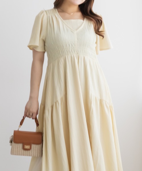 CLETTE(クレット)の「ウエストギャザーフレアワンピース(ワンピース・レディース・ブラック/ブラウン/アイボリー・LL/3L/4L)」の4枚目の写真