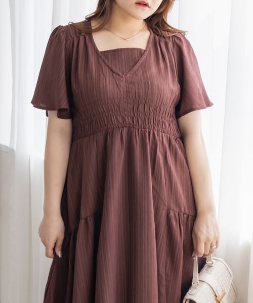 CLETTE(クレット)の「ウエストギャザーフレアワンピース(ワンピース・レディース・ブラック/ブラウン/アイボリー・LL/3L/4L)」の12枚目の写真