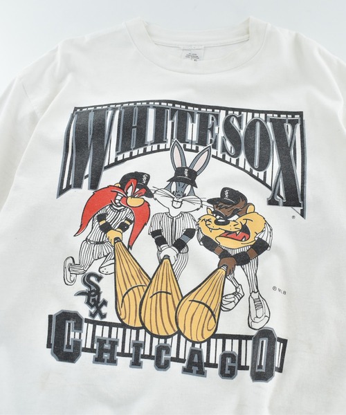 LABORATORY R(ラボラトリーアール)の「【USED】90’s Looney Tunes ”MLB CHICAGO WHITE SOX” キャラクター Tシャツ USA製(Tシャツ/カットソー・メンズ・ホワイト・X-LARGE)」の6枚目の写真
