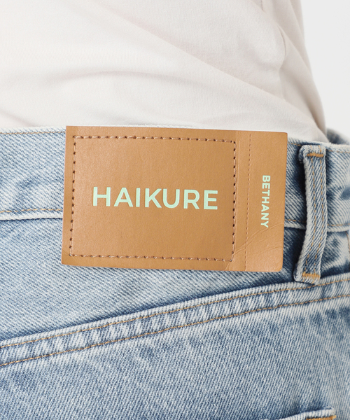 journal standard L'essage(ジャーナルスタンダードレサージュ)の「HAIKURE/ハイクル BETHANY SHORT LENGTH POLLOCK デニムパンツ(デニムパンツ・レディース・ブルー・23/25/24)」の21枚目の写真