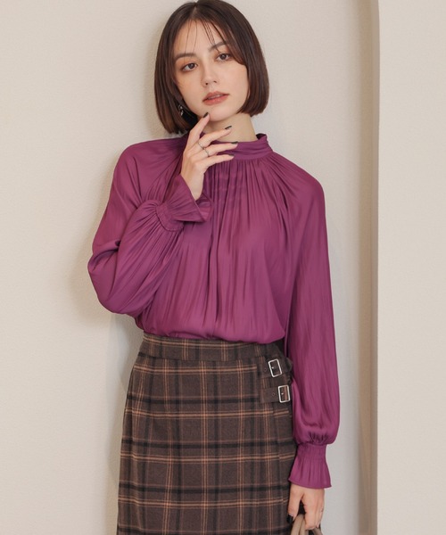 GLACIER lusso(グラシアルッソ)の「ハイネックブラウス(シャツ/ブラウス・レディース・グレイッシュブルー/グレイッシュベージュ/ライトブラウン/ピンク系その他2・L/LL/M/S)」の14枚目の写真
