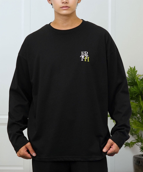Ammie(アミー)の「ワイド 刺繍 ワンポイント 長袖Tシャツ(Tシャツ/カットソー・メンズ・ホワイト系その他2/ホワイト系その他3/ホワイト系その他4/ホワイト系その他5/ホワイト系その他6/ブラック系その他2/ブラック系その他3/ブラック系その他4/ブラック系その他5/ブラック系その他6/ホワイト系1/ホワイト系2/ホワイト系3/ホワイト系4/ホワイト系5/ホワイト系6/ホワイト系7/ブラック系/ブラック系1/ブラック系2/ブラック系3/ブラック系4/ブラック系5/ブラック系6/ブラック系7・M/L)」の16枚目の写真