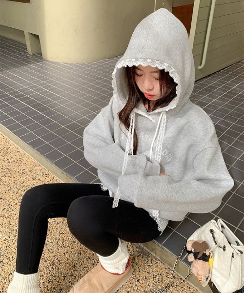 Ritzy(リッツィー)の「レーストリム ガーリーフードパーカー(パーカー・レディース・グレー・M)」の9枚目の写真