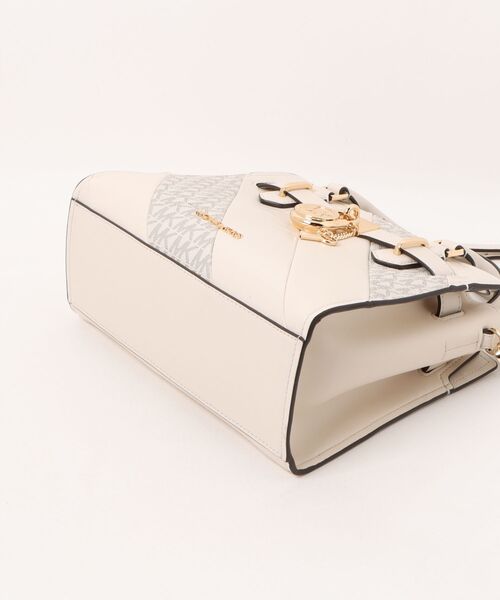 MICHAEL KORS(マイケルコース)の「LANDON SM SATCHEL(ハンドバッグ・レディース・ベージュ系その他・FREE)」の3枚目の写真