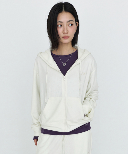 MONGDOL(モンドル)の「ソフトエッセンシャルフーディージップアップ アイボリー MDTS104IVORY(パーカー・レディース・その他・F)」の8枚目の写真