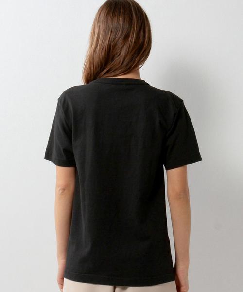 Champion（チャンピオン）の「【WEB限定】◎Champion 1ポケットTシャツ / チャンピオン（Tシャツ/カットソー・レディース・ホワイト/ブラック・SMALL/MEDIUM）」の4枚目の写真