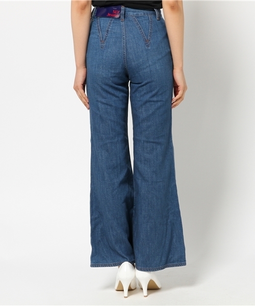 SLY（スライ）の「AMES JW FLARE PT-B（デニムパンツ・レディース・ブルー・1/0/2）」の4枚目の写真