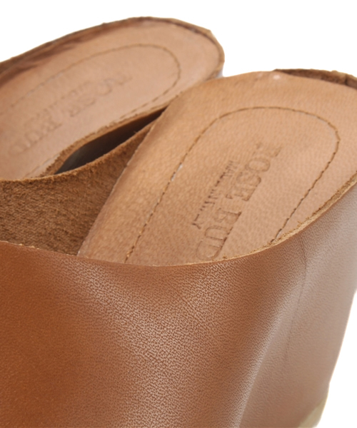 ROSE BUD（ローズバッド）の「586-3347 LEATHER CENT SEAM OPEN TOE SANDALS （サンダル・レディース・ブラック/ライトブラウン/グリーン系その他・35/36/37/38/39）」の6枚目の写真