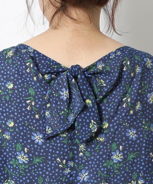 coen（コーエン）の「ヴィンテージサテンフラワープリントバックリボンブラウス（シャツ/ブラウス・レディース・グレー/ネイビー・FREE）」の3枚目の写真