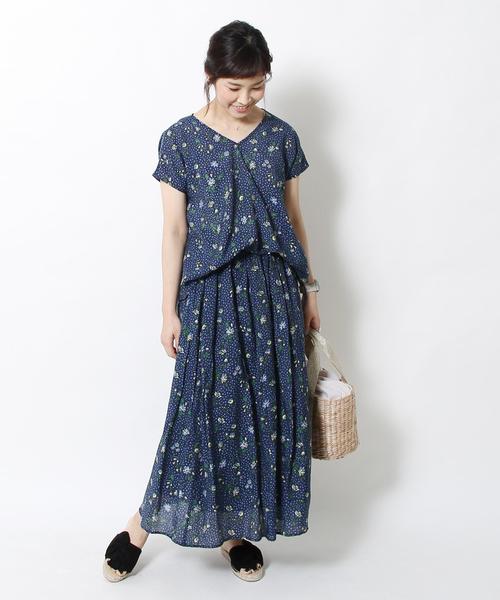 coen（コーエン）の「ヴィンテージサテンフラワープリントバックリボンブラウス（シャツ/ブラウス・レディース・グレー/ネイビー・FREE）」の5枚目の写真