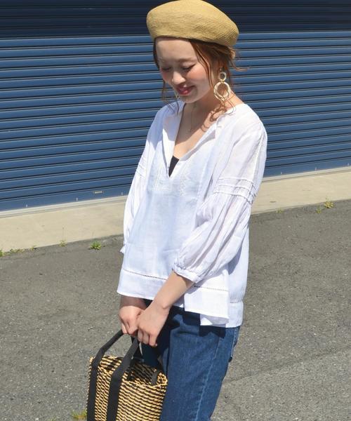 SHIPS（シップス）の「エンブロイダリースキッパーブラウス◇（シャツ/ブラウス・レディース・ロイヤルブルー/イエロー系その他/オフホワイト・ONE SIZE）」の5枚目の写真